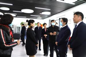 熱烈歡迎焦作市委副書記、市長李亦博一行領導蒞臨我司參觀指導！